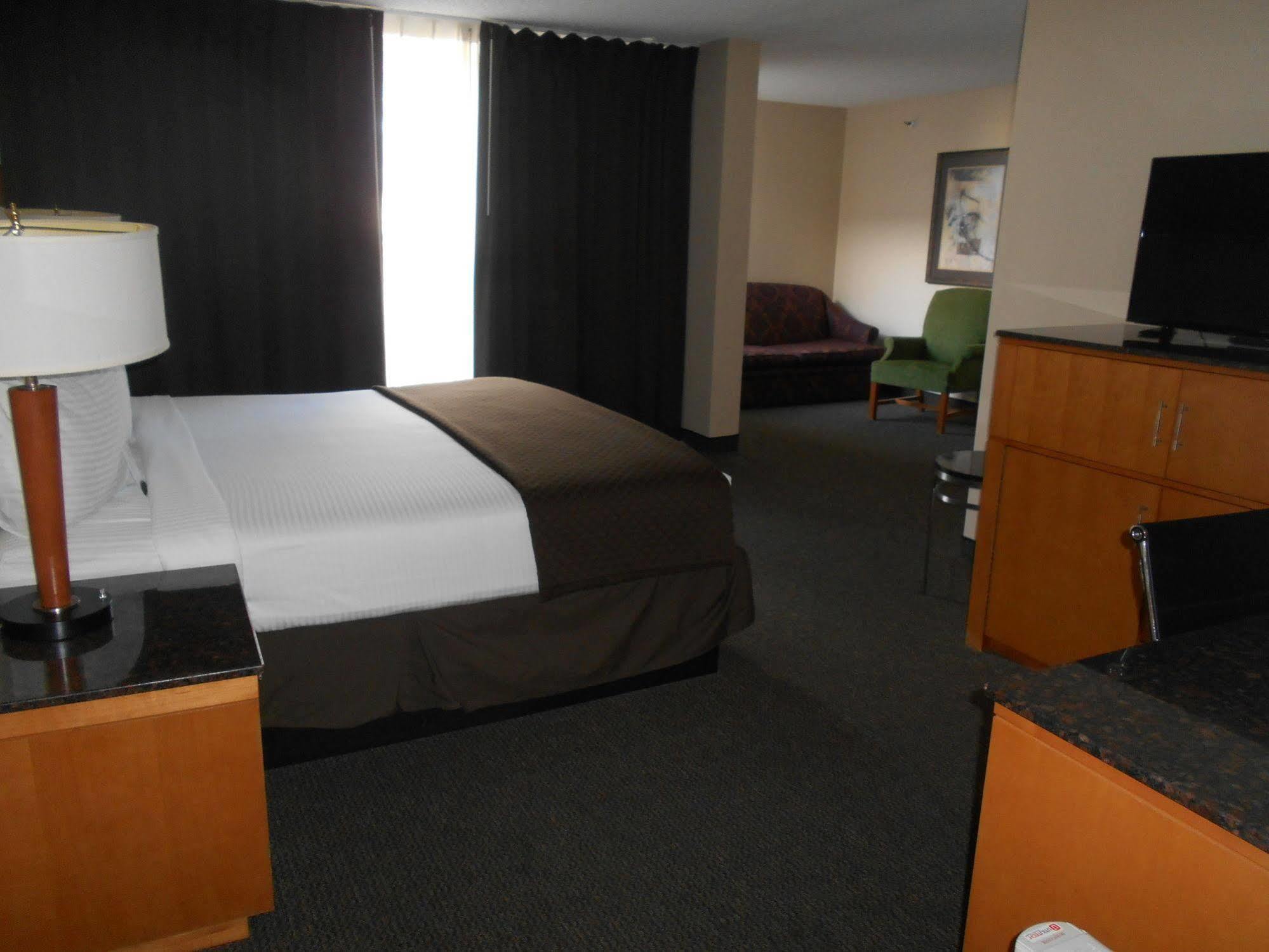 Red Lion Inn & Suites Olympia, Governor Hotel Екстериор снимка